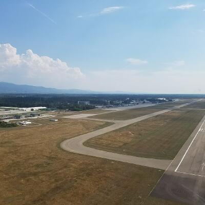 Flughafen Karlsruhe/Baden-Baden